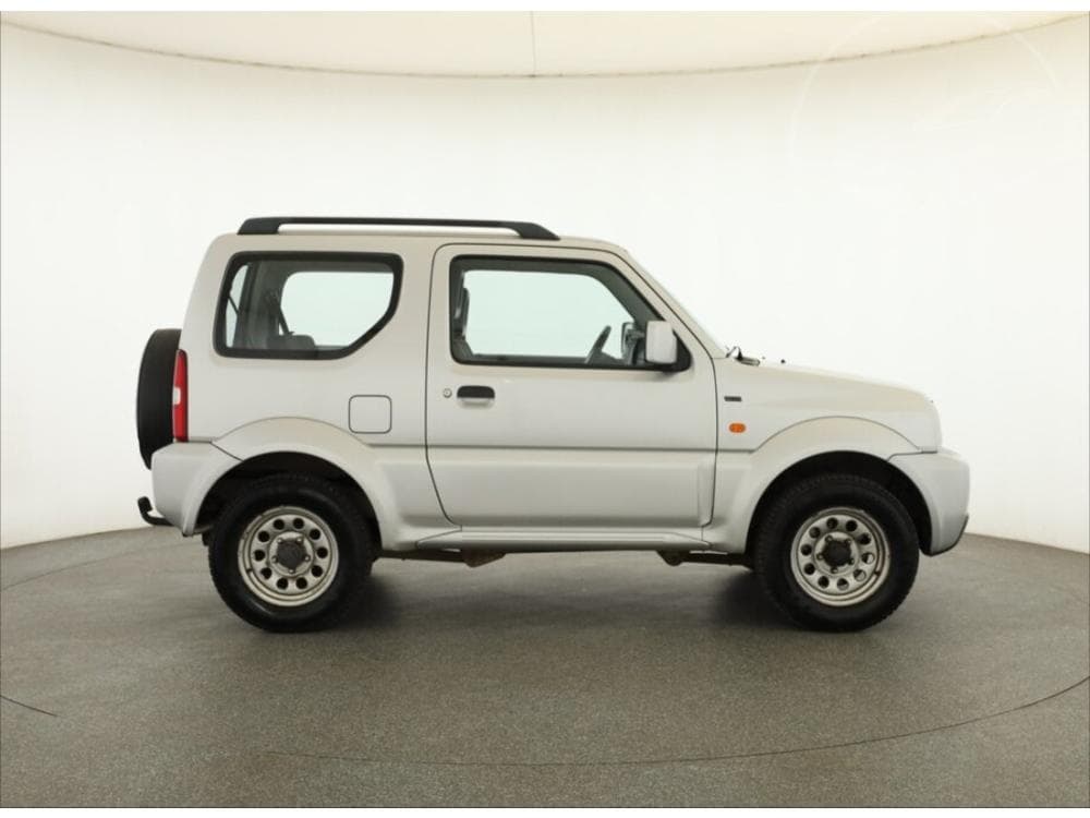 2011 Suzuki JIMNY - 11