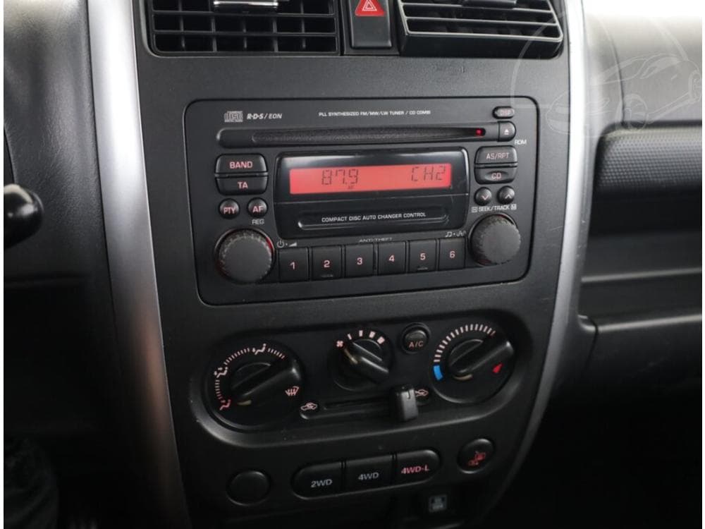 2011 Suzuki JIMNY - 17