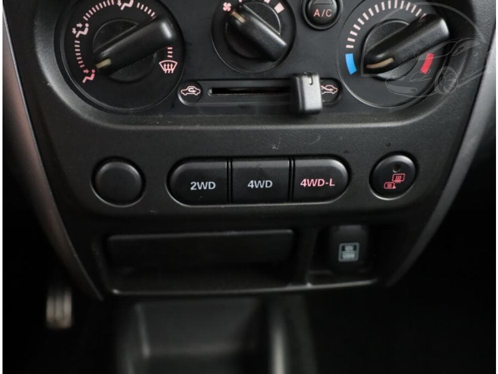 2011 Suzuki JIMNY - 19