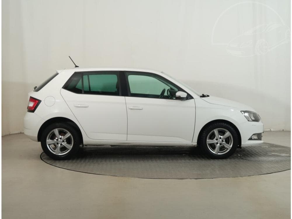 2015 Škoda FABIA - 6