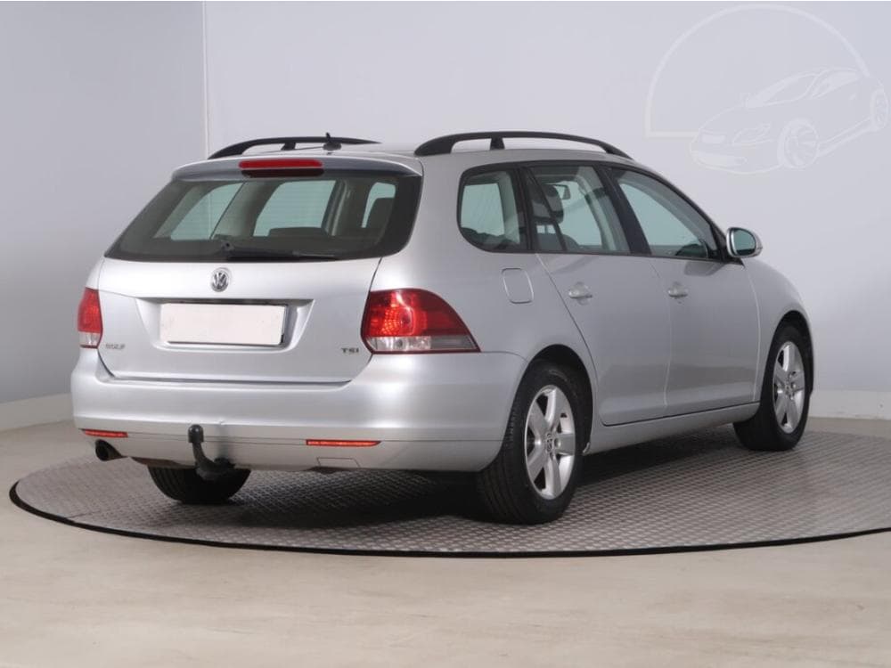 2013 Volkswagen GOLF - 9