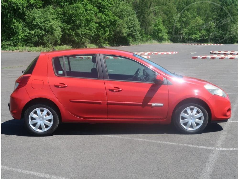 2013 Renault CLIO - 6