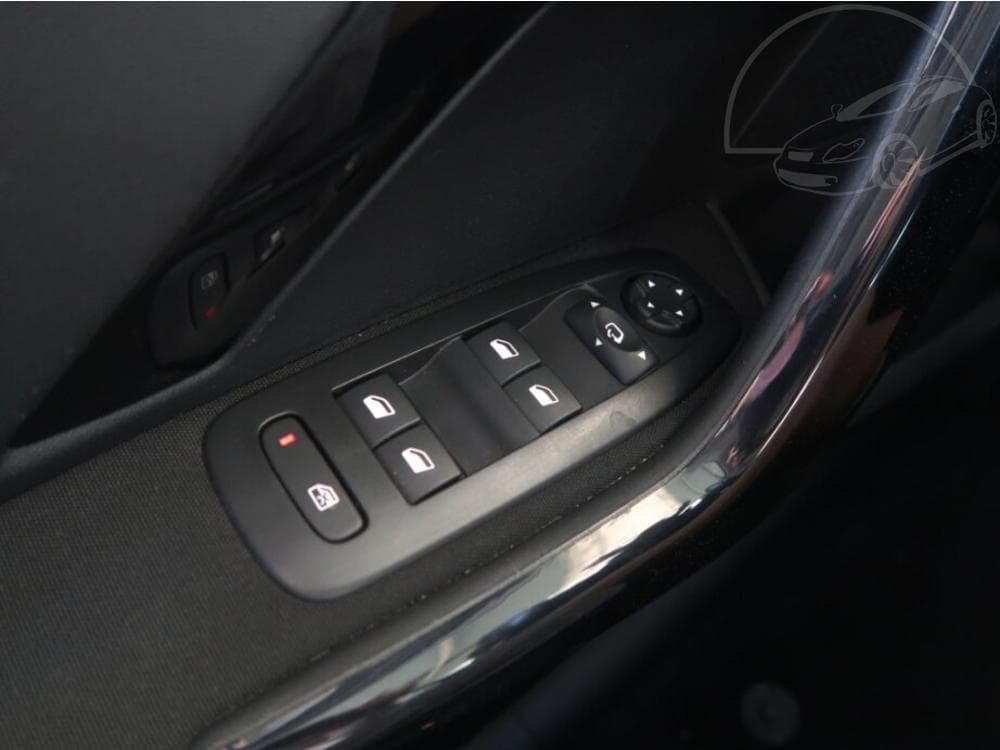 2019 Peugeot 2008 - 15