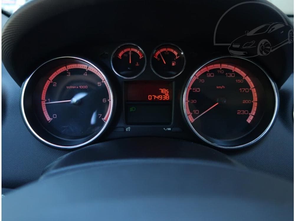 2010 Peugeot 308 - 11
