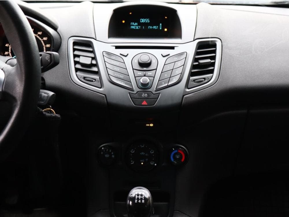 2014 Ford FIESTA - 19