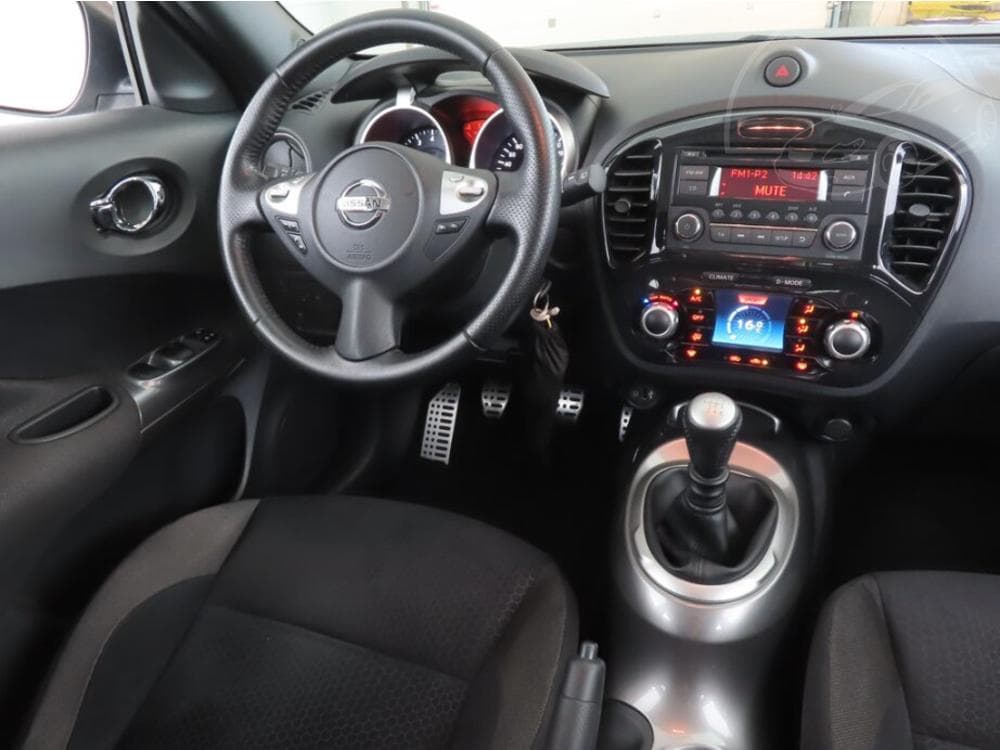 2013 Nissan JUKE - 13