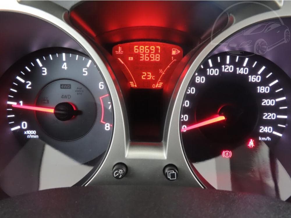 2013 Nissan JUKE - 21