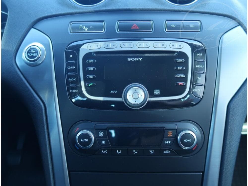 2010 Ford MONDEO - 12