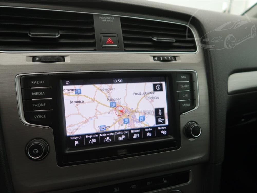 2016 Volkswagen GOLF - 25