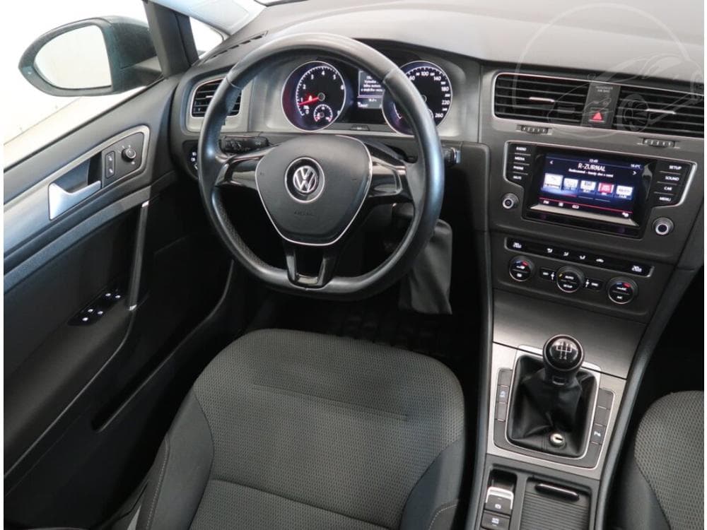 2013 Volkswagen GOLF - 13
