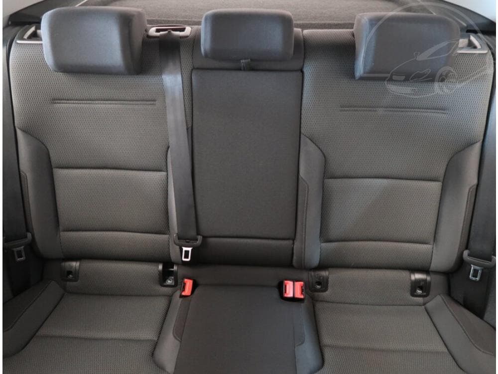 2013 Volkswagen GOLF - 19