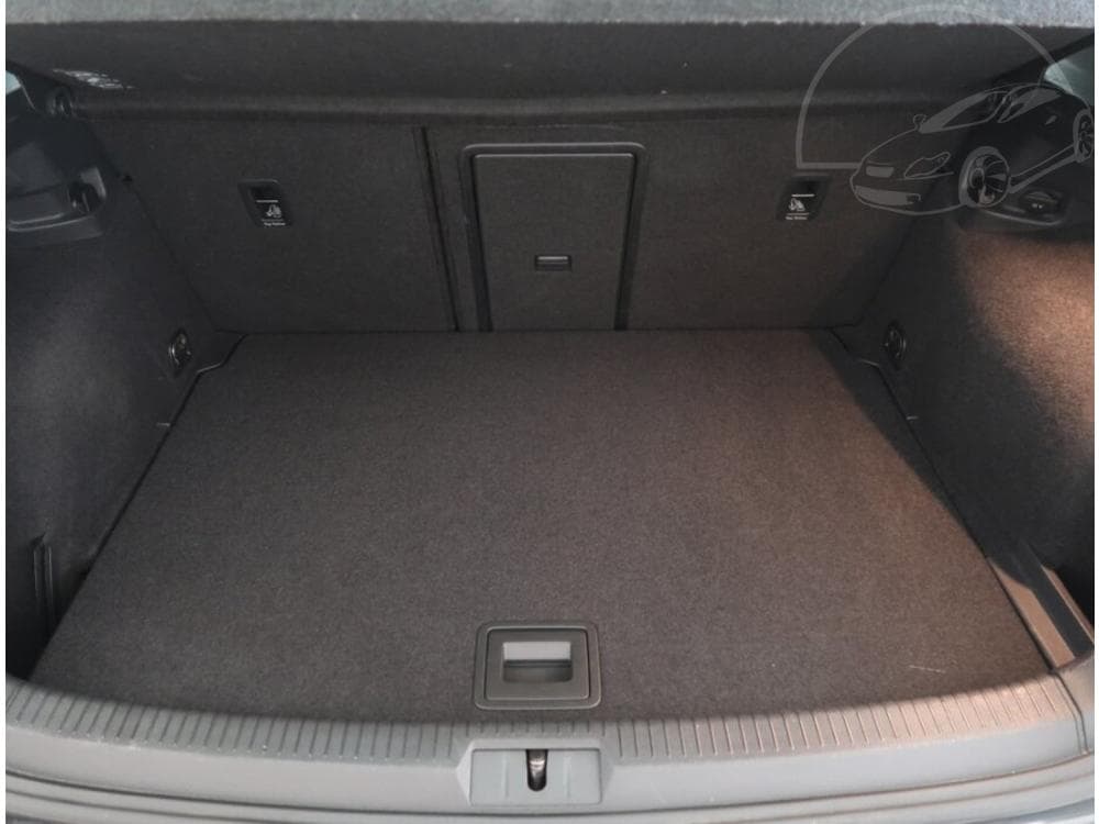 2013 Volkswagen GOLF - 23