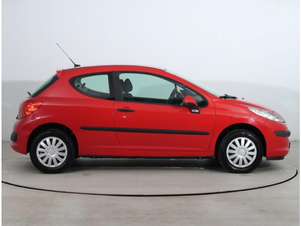 2007 Peugeot 207 - 11
