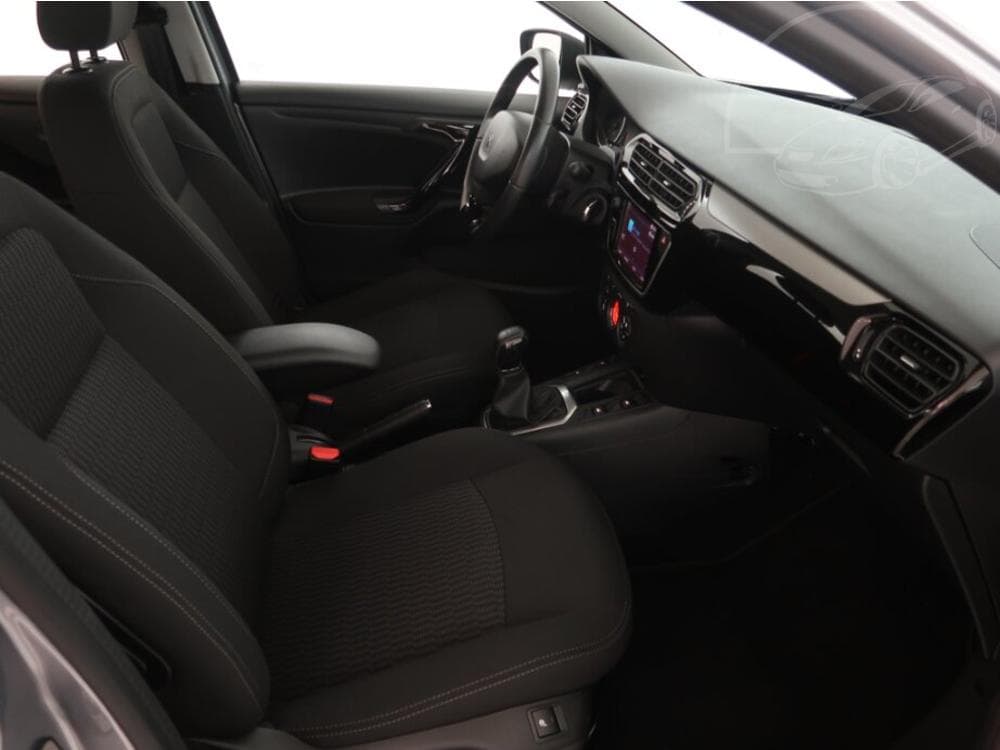 2017 Peugeot 301 - 17