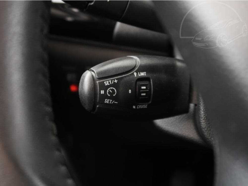 2017 Peugeot 301 - 29
