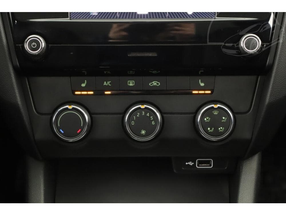 2018 Škoda OCTAVIA - 14