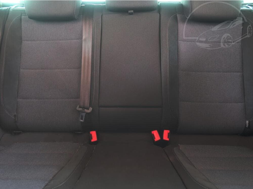 2011 Volkswagen GOLF - 10
