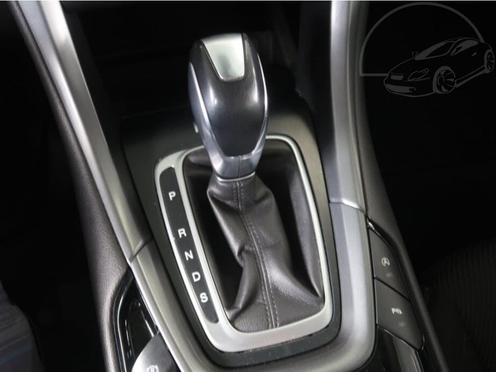 2015 Ford MONDEO - 25