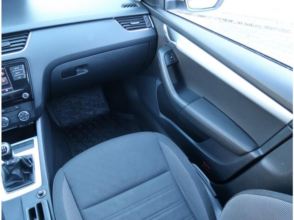 2017 Škoda OCTAVIA - 8