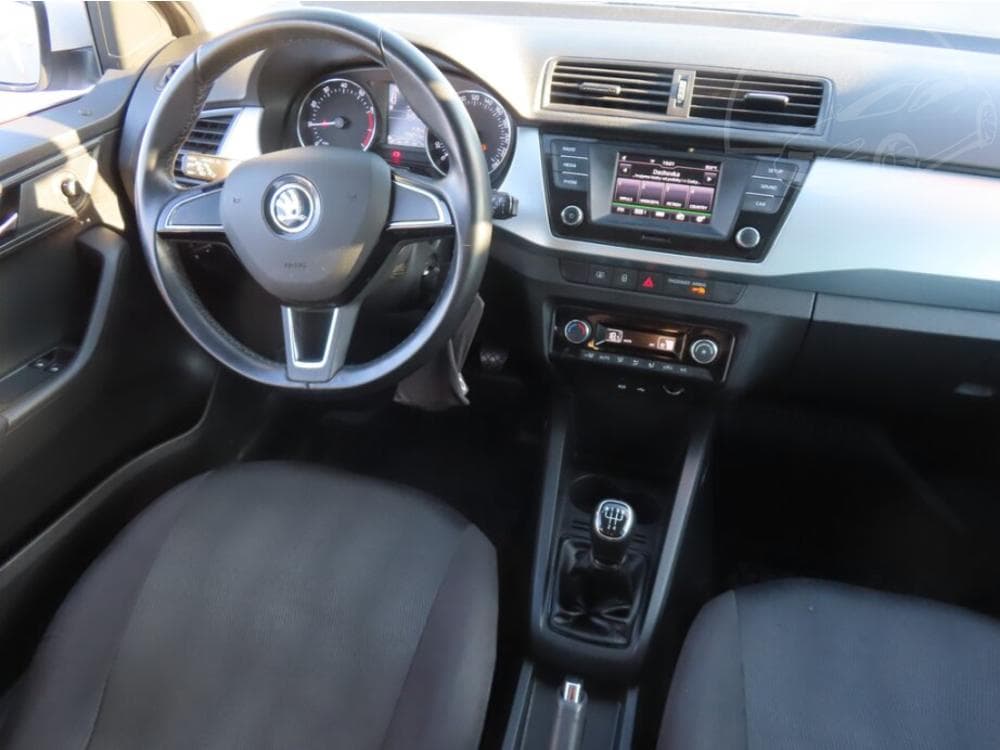 2017 Škoda FABIA - 13