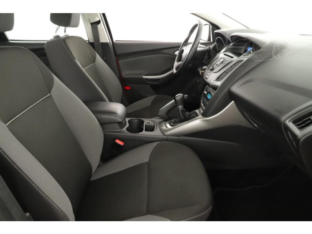 2012 Ford FOCUS - 13