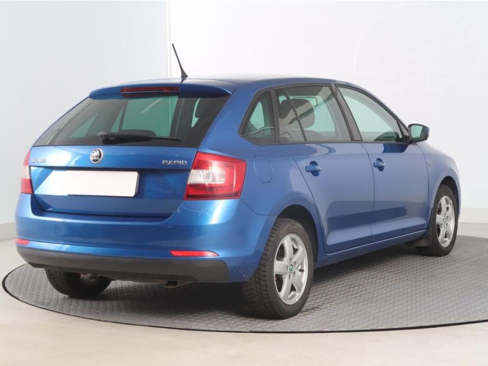2015 Škoda RAPID - 9