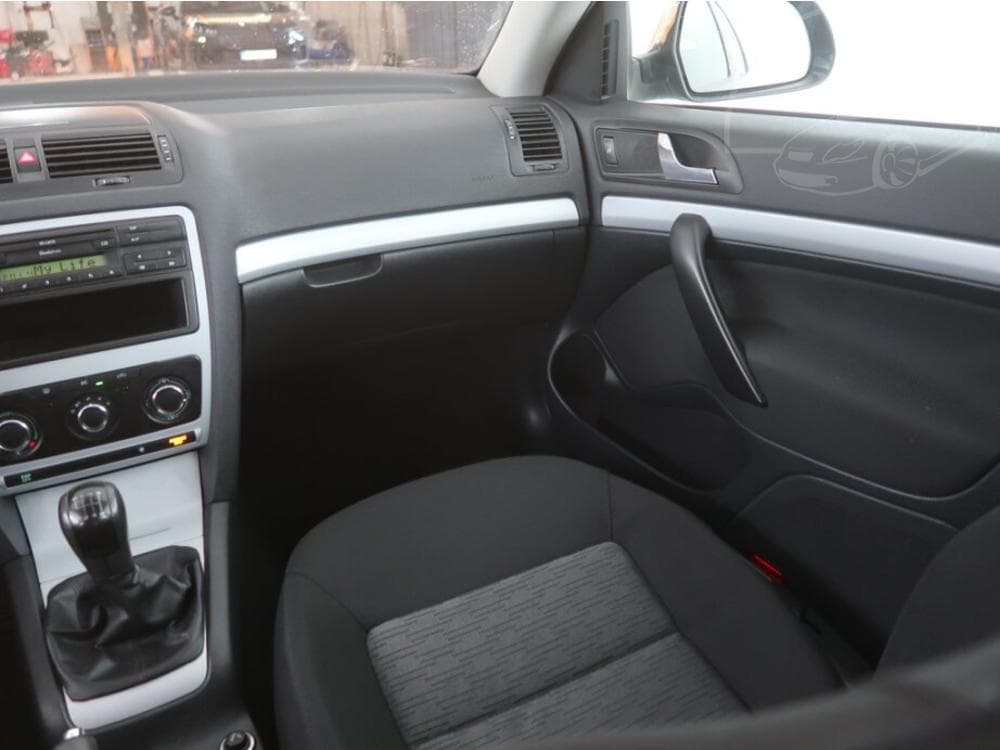 2009 Škoda OCTAVIA - 8