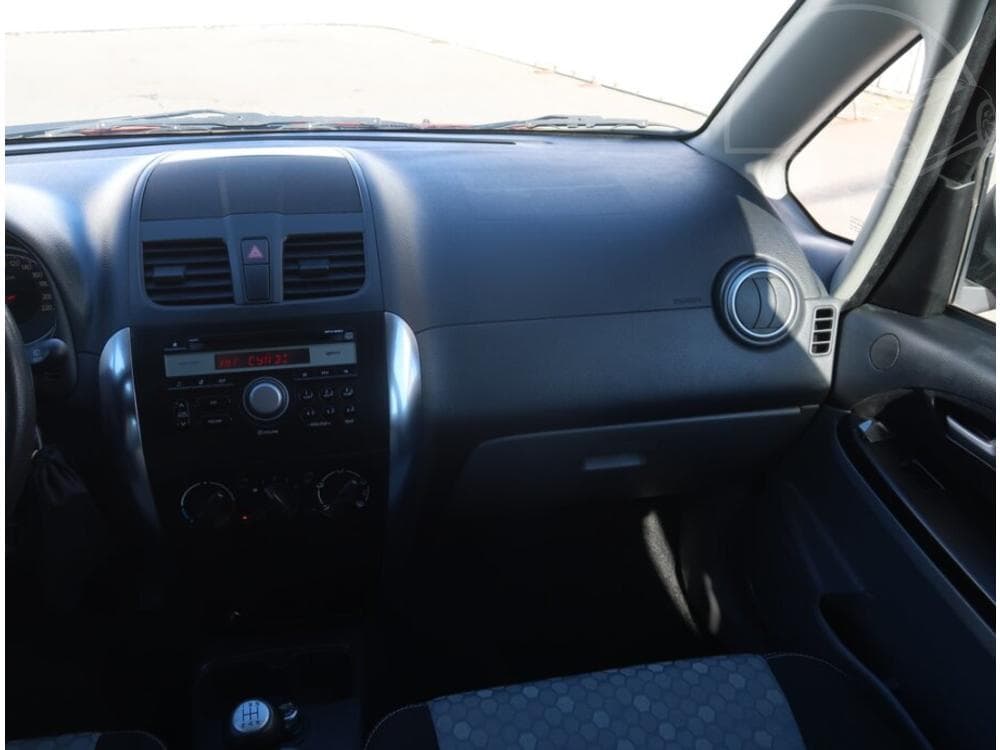 2012 Suzuki SX4 - 15