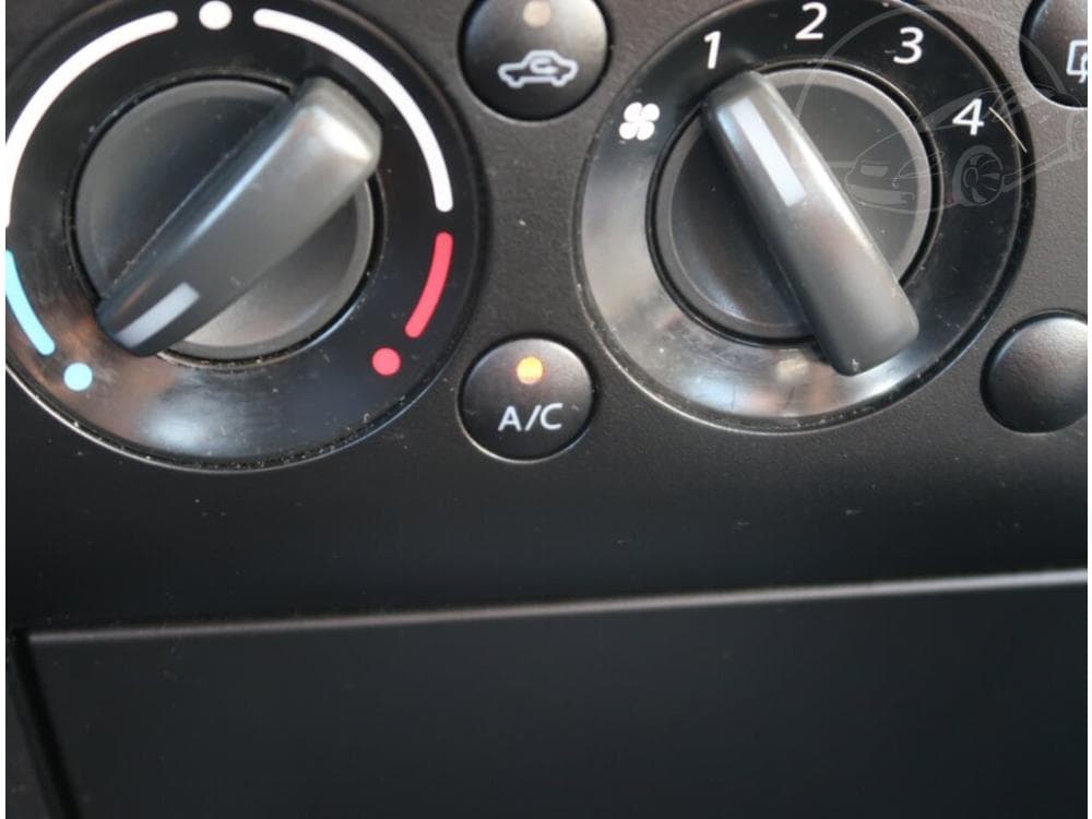 2012 Suzuki SX4 - 27