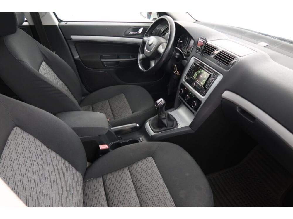 2011 Škoda OCTAVIA - 17