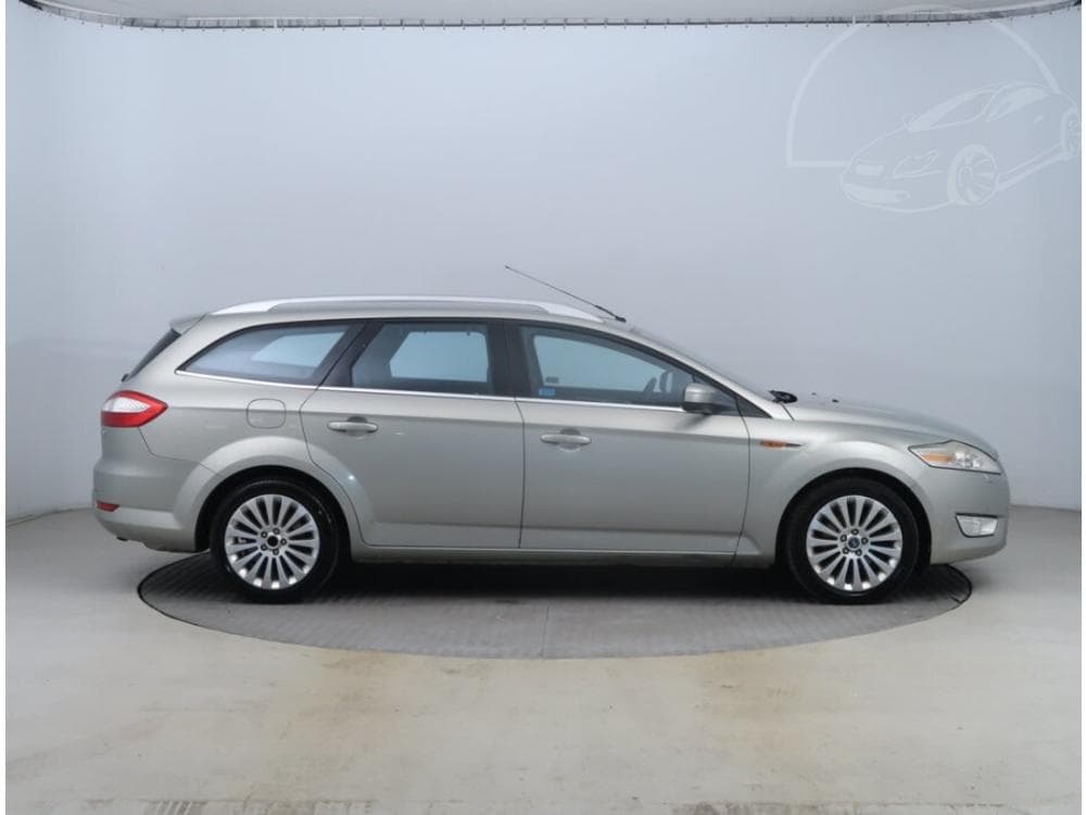 2009 Ford MONDEO - 11