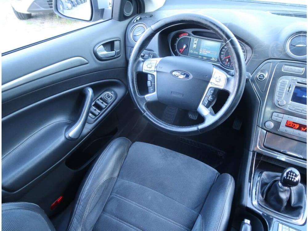 2009 Ford MONDEO - 13
