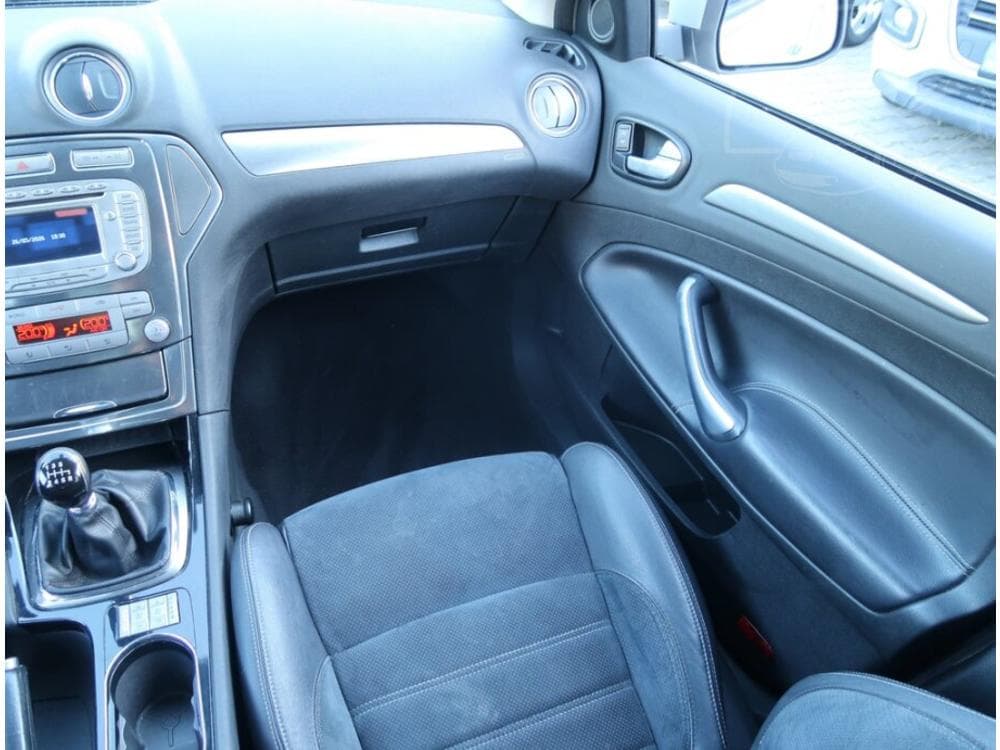 2009 Ford MONDEO - 15