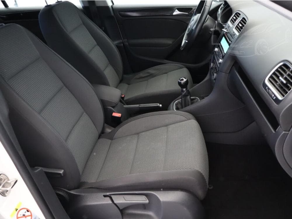 2012 Volkswagen GOLF - 13
