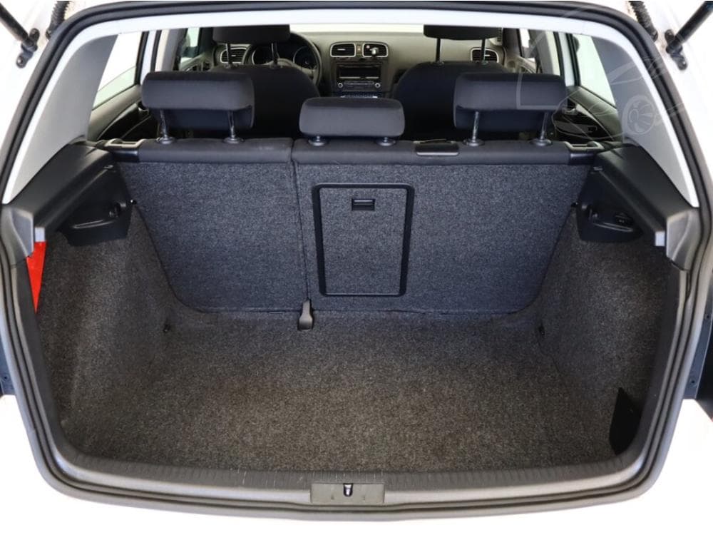2012 Volkswagen GOLF - 19