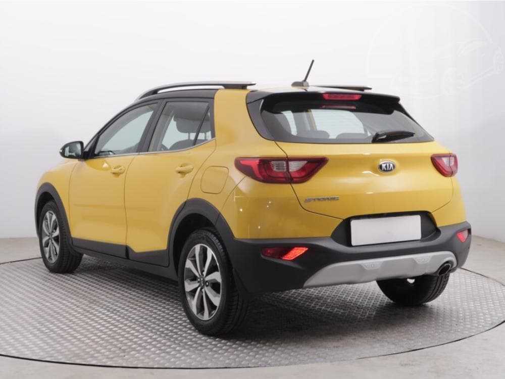 2021 Kia STONIC - 4