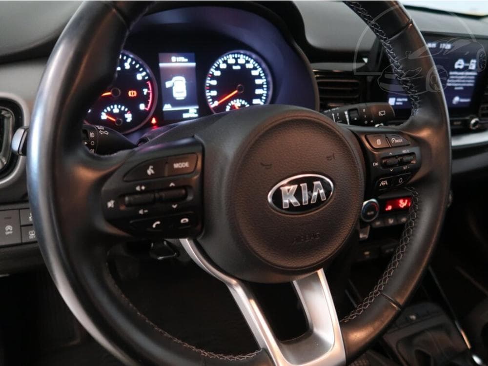 2021 Kia STONIC - 15