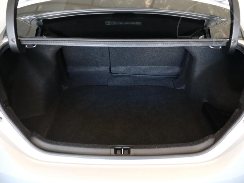 2017 Toyota COROLLA - 12