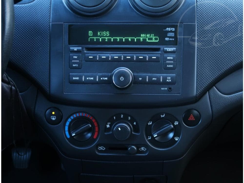 2010 Chevrolet AVEO - 23