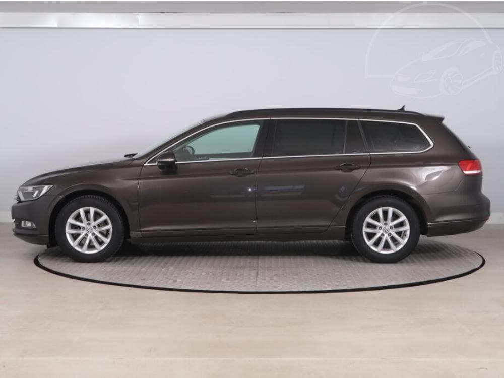 2016 Volkswagen PASSAT - 5
