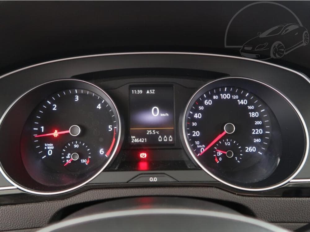 2016 Volkswagen PASSAT - 21