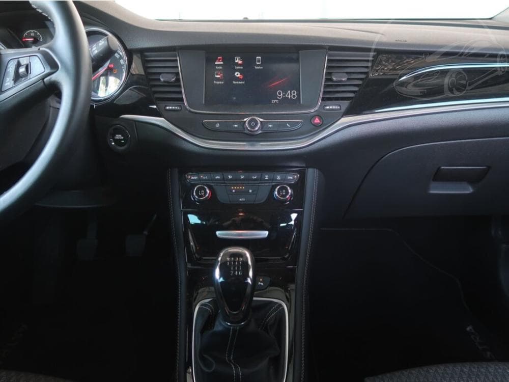 2016 Opel ASTRA - 23