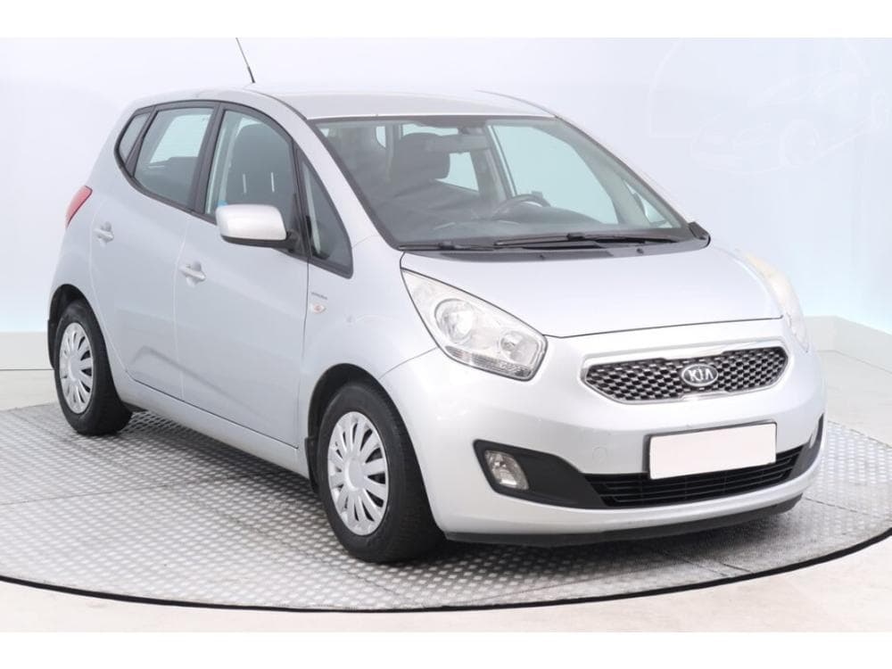 2010 Kia VENGA