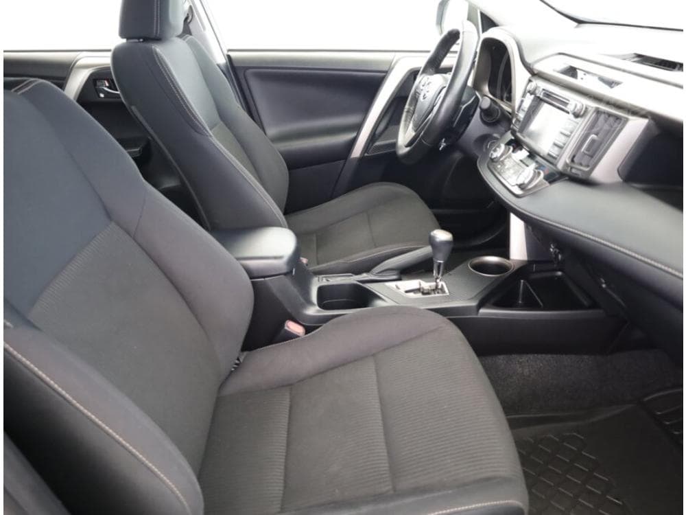 2014 Toyota RAV4 - 7