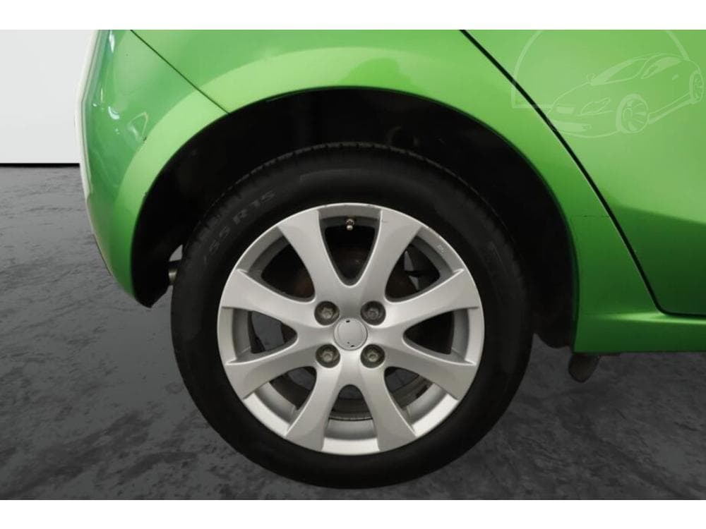 2008 Mazda 2 - 11