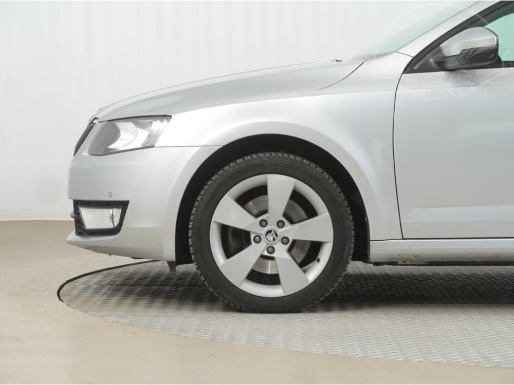 2013 Škoda OCTAVIA - 29