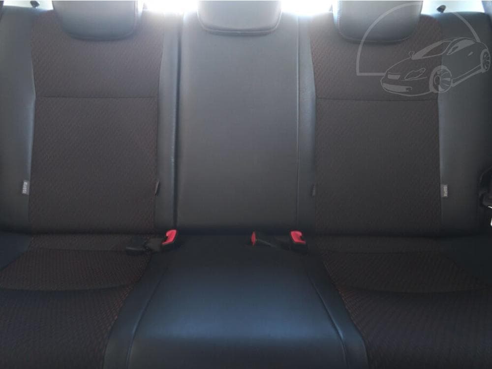 2012 Toyota YARIS - 10
