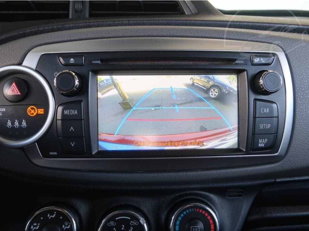 2012 Toyota YARIS - 13