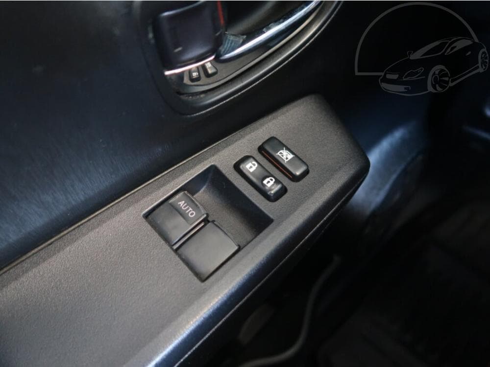 2012 Toyota YARIS - 15