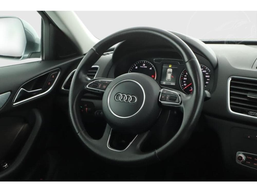 2015 Audi Q3 - 15